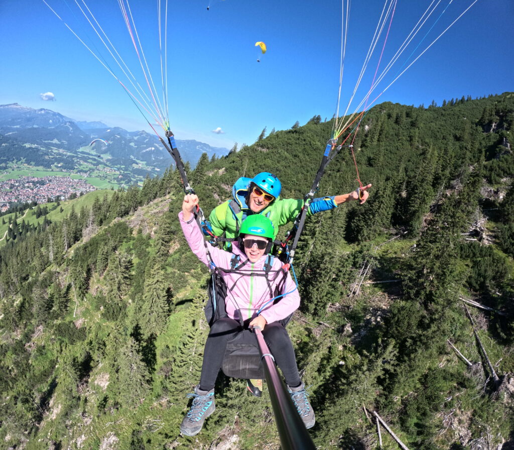 Gleitschirmflug Tandem Freude pur Paragliding Allgäu