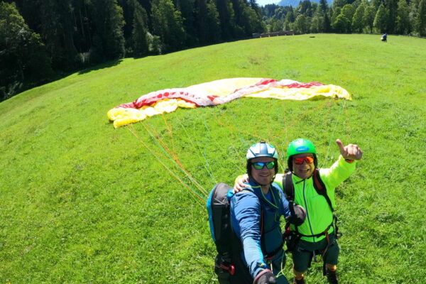 Paragleiten Allgaeu Landung Oberstdorf