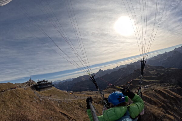 Nebelhorn Gipfel Gleitschirmfliegen