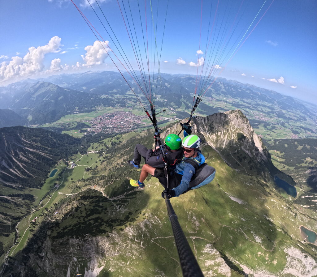 Gleitschirmflug Tandem Freude pur Tandemfliegen Allgäu